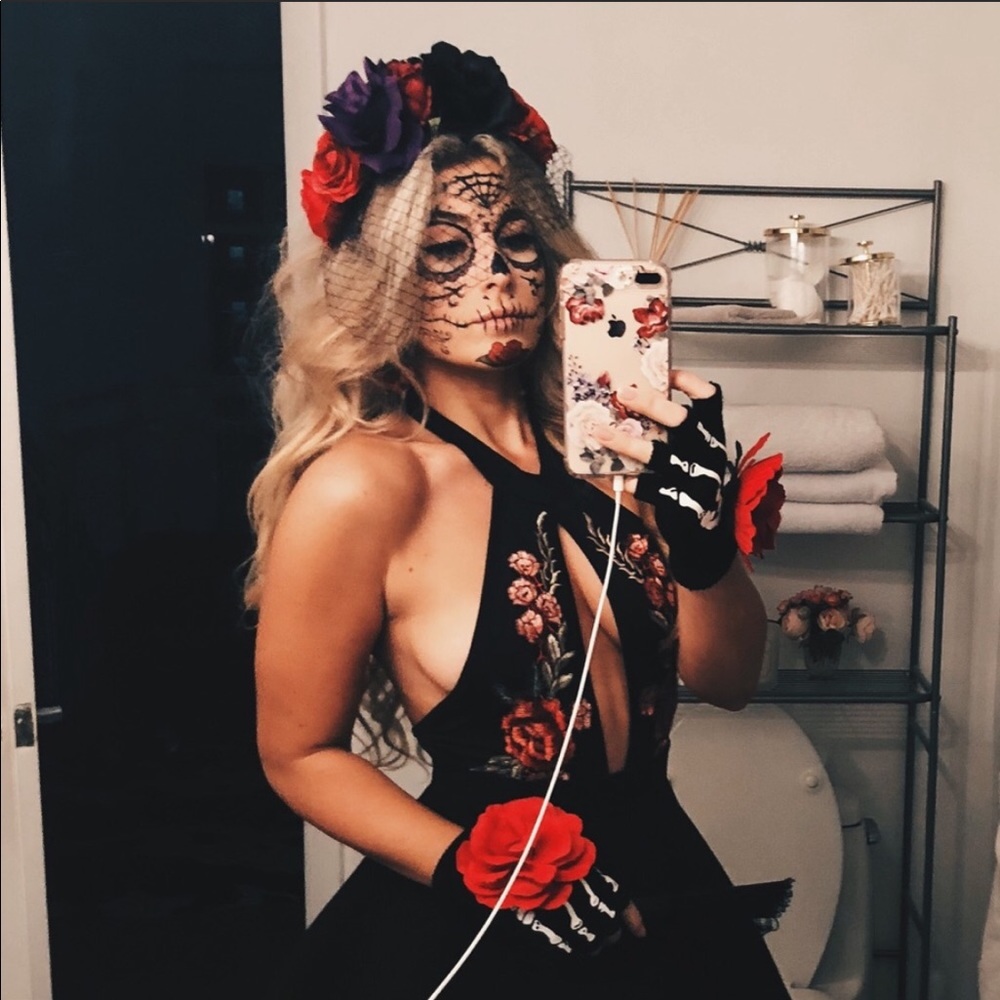 Small Floral Appliqué Bodysuit roses black red